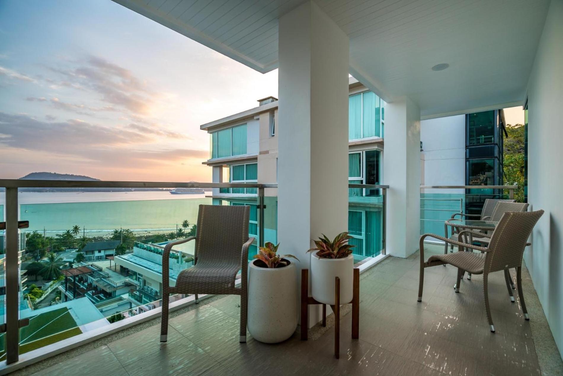 Baycliff Residence By Lofty Patong Esterno foto